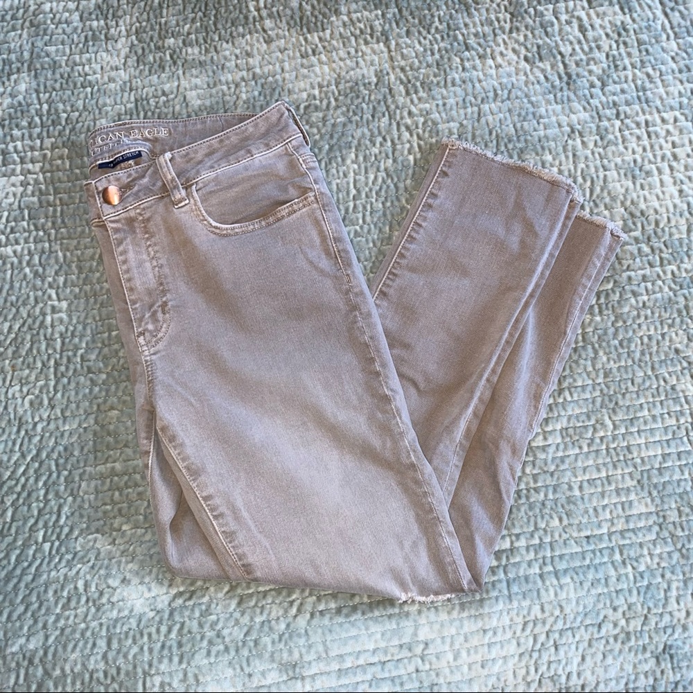 American eagle tan cropped jeggings